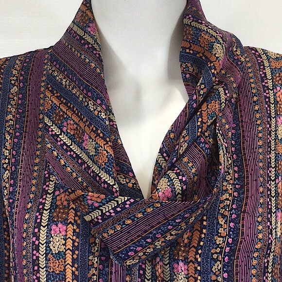 Vintage Kaki Roberts Button Down Shirt - Picture 4 of 9